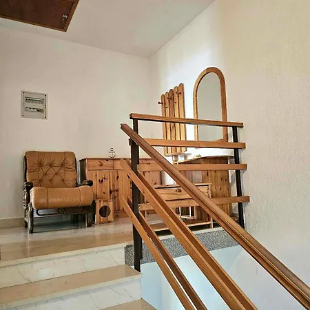 Huge Seaview 60 Meters From
